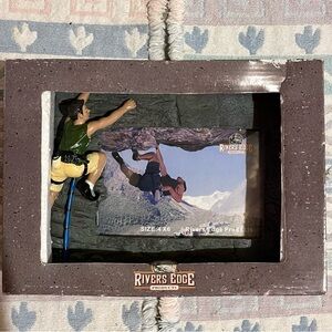 Vintage 2005 Rivers Edge Rock Climber Picture Frame 4x6 Polyresin